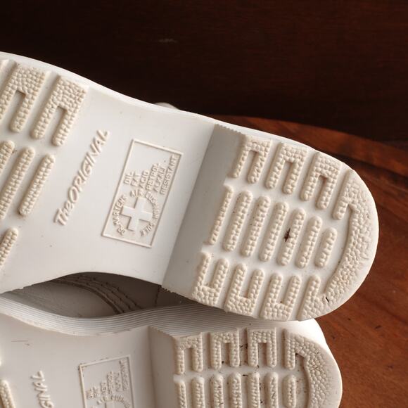 Dr. Martens Boots Womens SZ 5 White 1460 Pascal Mono Leather Combat 8 Eye Casual - Picture 13 of 16